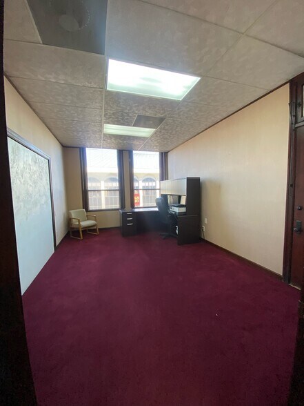 More Photos Of 381 Shoup Ave, Idaho Falls Office For Lease