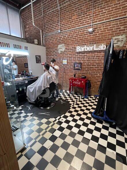 More Photos Of 1320 Hampton Avenue Ext, Greenville Unknown For Lease