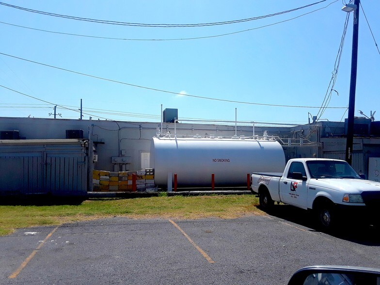 More Photos Of 5312 Padre Blvd, South Padre Island Convenience Store For Sale