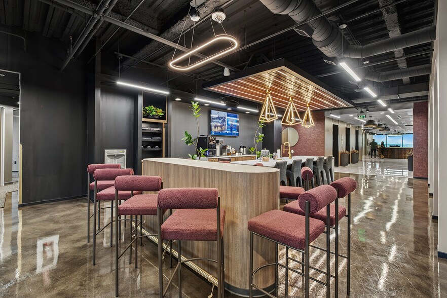 More Photos Of 1801 West End Ave, Nashville Coworking Space