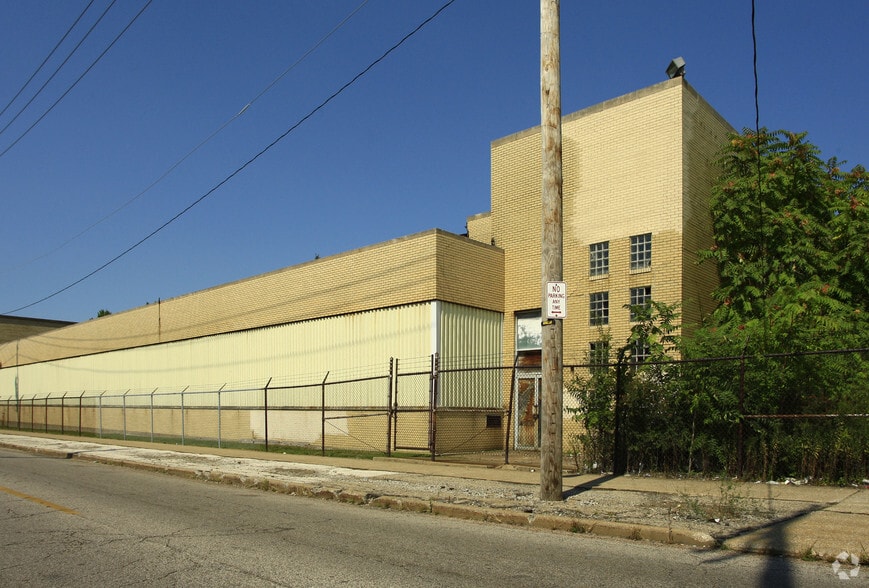 More Photos Of 1725-1769 London Rd, Cleveland Warehouse For Sale