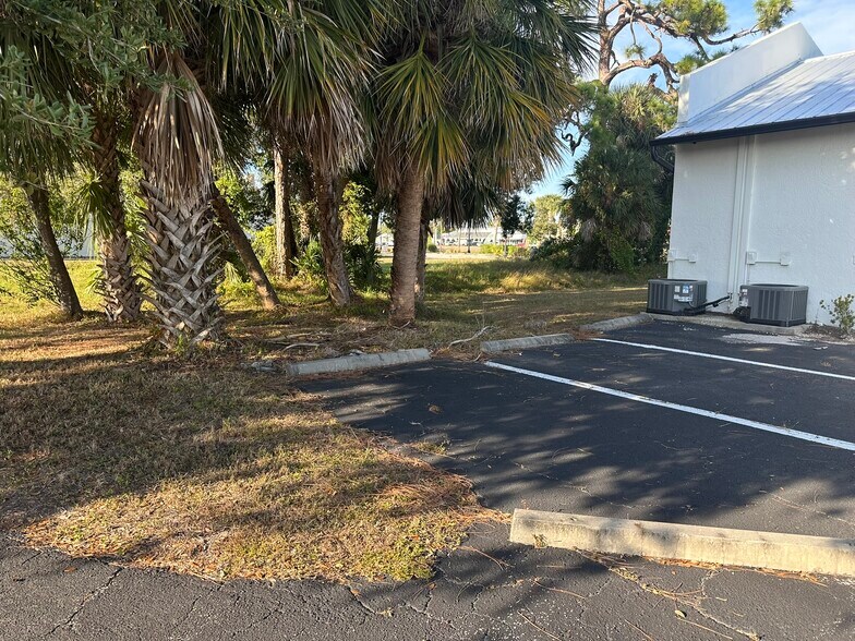 More Photos Of 2841 Tamiami Trl, Port Charlotte Medical For Sale