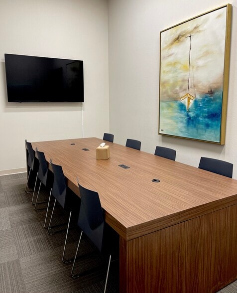 More Photos Of 7652 Monterey St, Gilroy Coworking Space