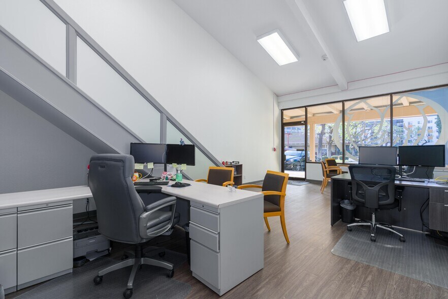 More Photos Of 1111 W Town and Country Rd, Orange Medical For Sale