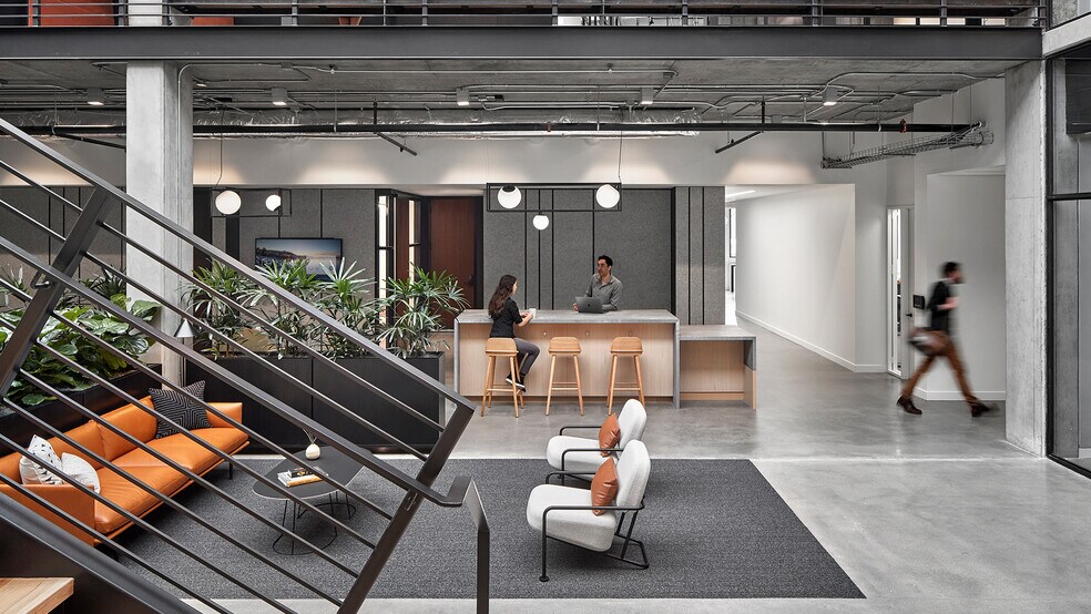 More Photos Of 2010 S Lamar Blvd, Austin Office For Lease