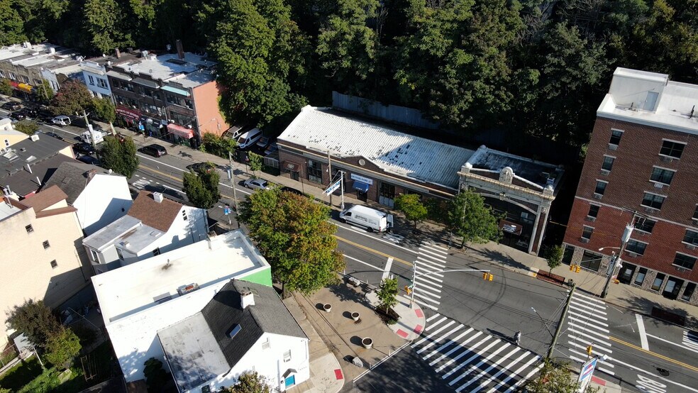 More Photos Of 120 Victory Blvd, Staten Island Medical For Sale