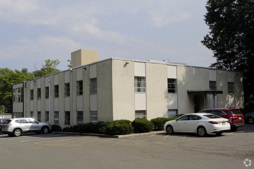 More Photos Of 299 Forest Ave, Paramus Office For Lease