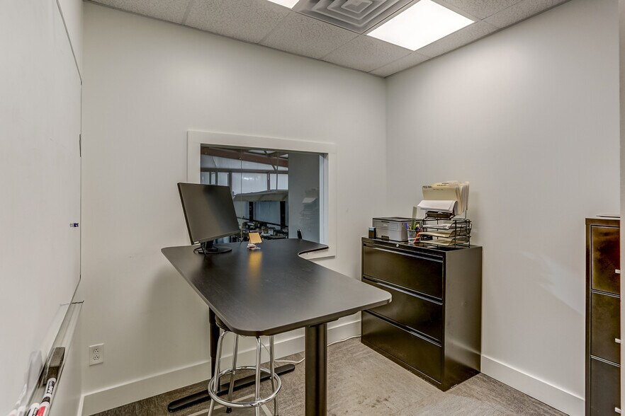 More Photos Of 222 Quality Dr, Byhalia Warehouse For Sale