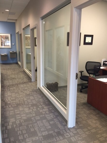 More Photos Of 3960 Old Milton Pky, Alpharetta Storefront Retail Office For Lease