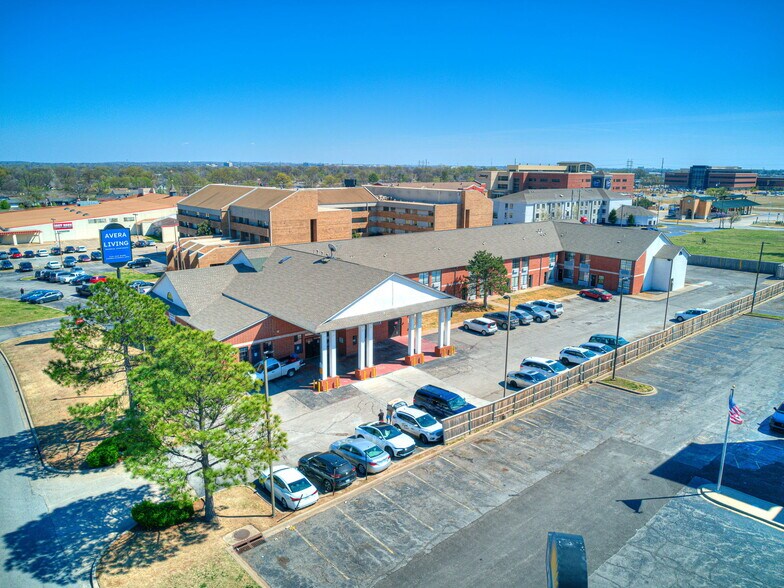 More Photos Of 3211 S 79th East Ave, Tulsa Apartments For Sale