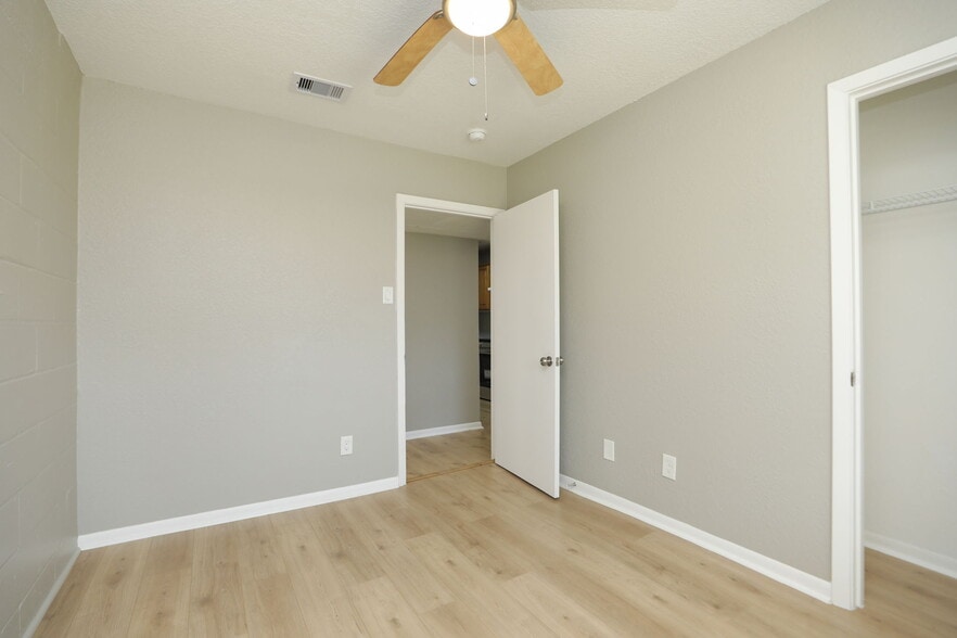 More Photos Of 4217 Sealy St, Galveston Apartments For Sale