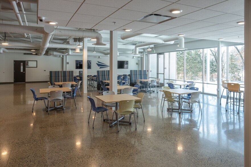 More Photos Of 3280 Evergreen Dr NE, Grand Rapids Medical For Sale