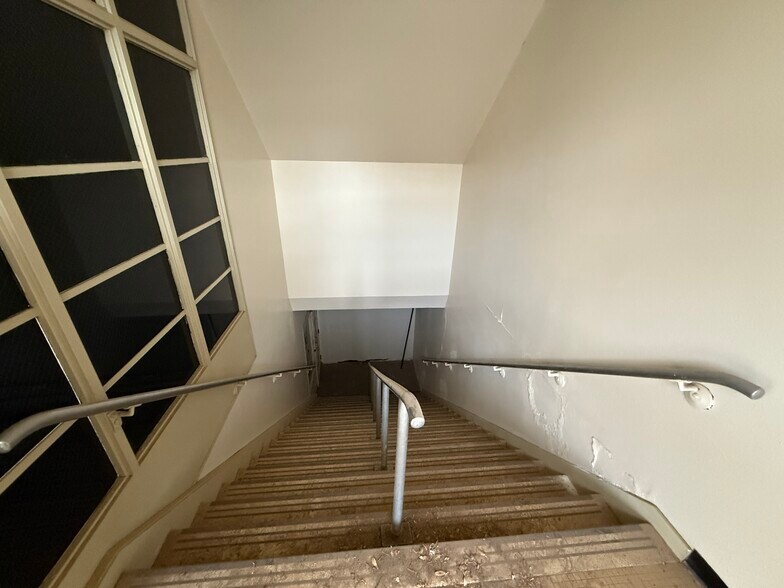 More Photos Of 619 N Grant Ave, Odessa Office Residential For Sale