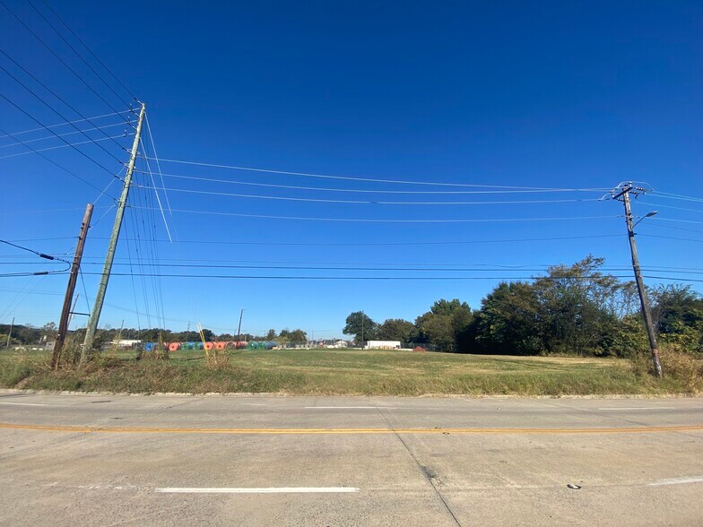 More Photos Of 1155 7th st, Macon Land For Lease