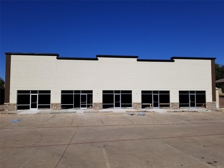 Primary Photo Of 411 E Highway 67, Duncanville Storefront For Sale
