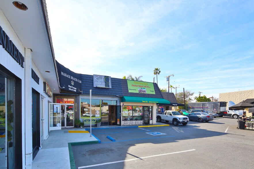 More Photos Of 3601-3617 E Coast Hwy, Corona Del Mar Unknown For Lease