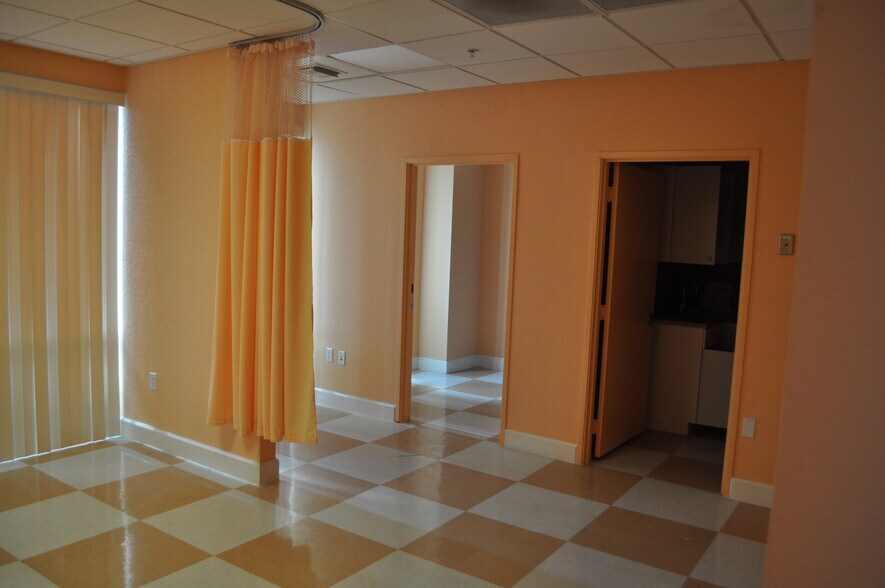 More Photos Of 1001 NW 54th St, Miami Apartments For Lease