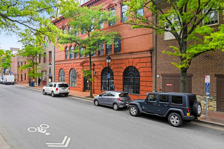 More Photos Of 110 S Union St, Alexandria Office For Sale