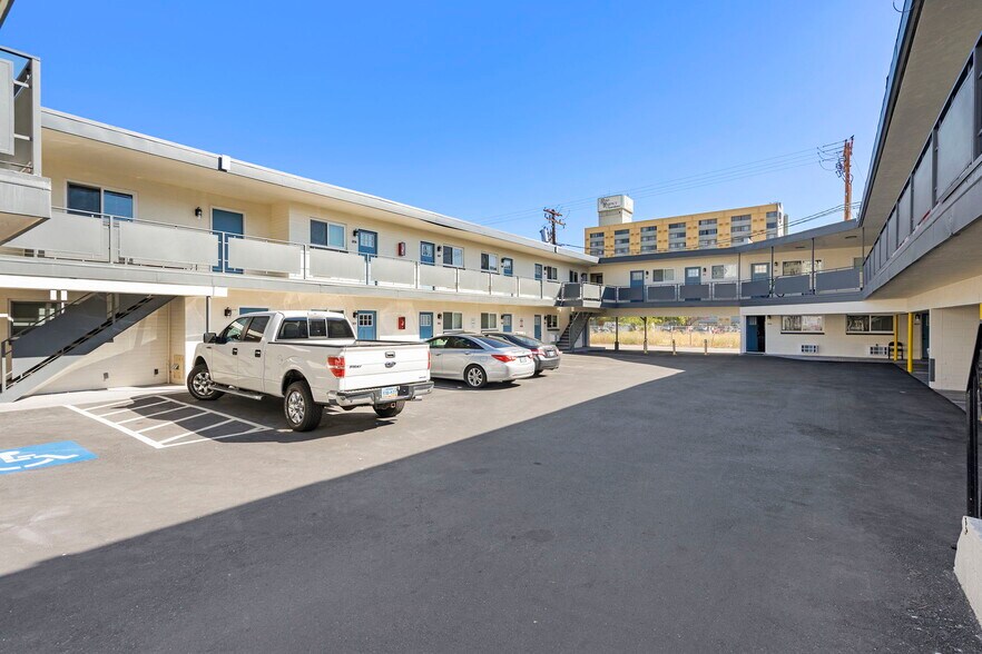 More Photos Of 520 University Way, Reno Apartments For Sale