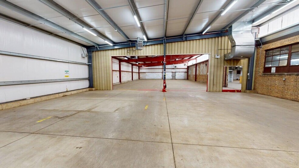 More Photos Of 1509 W Le Moyne St, Melrose Park Warehouse For Sale