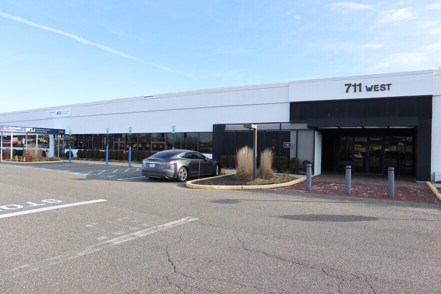 More Photos Of 711 Stewart Ave, Garden City General Retail For Sale