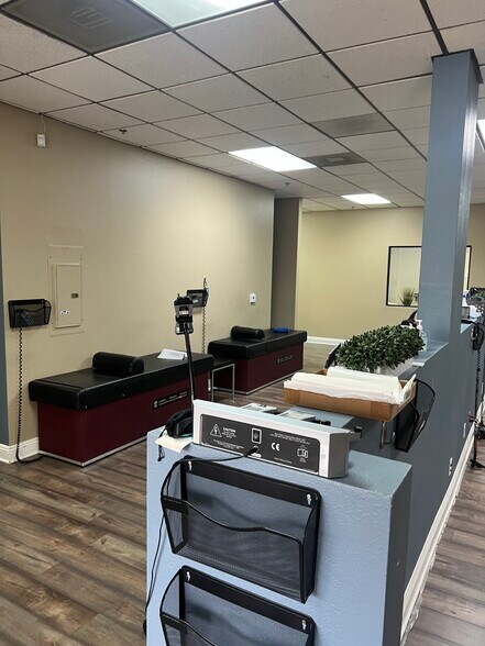 More Photos Of 1750 California Ave, Corona Unknown For Lease