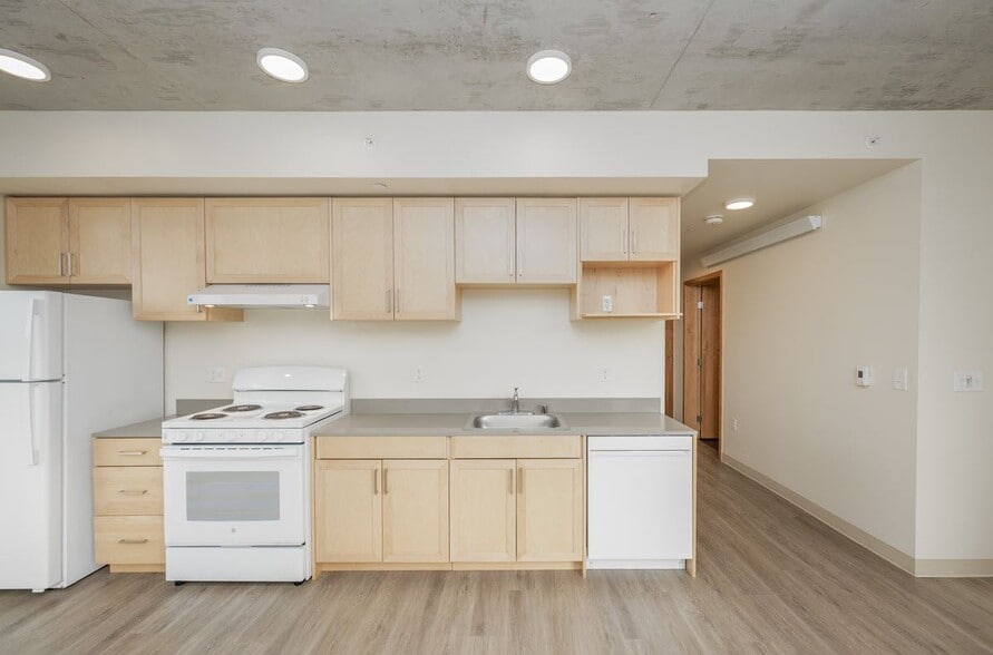 More Photos Of 1400 Madison St, Seattle Apartments For Lease