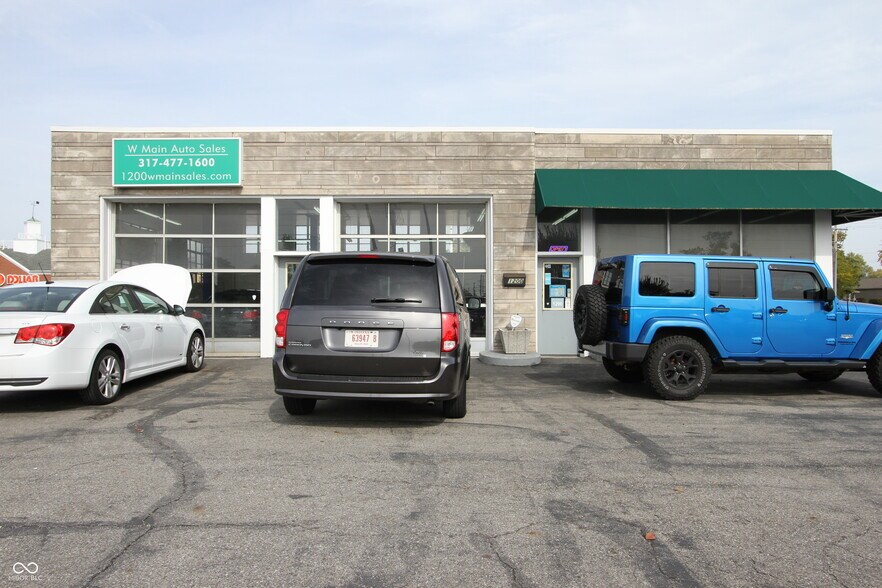 More Photos Of 1244 W Main St, Greenfield General Retail For Sale