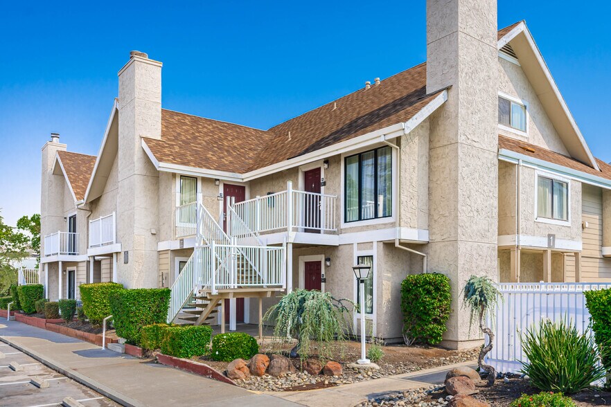 More Photos Of 1530 Howe Ave, Sacramento Hotel For Sale