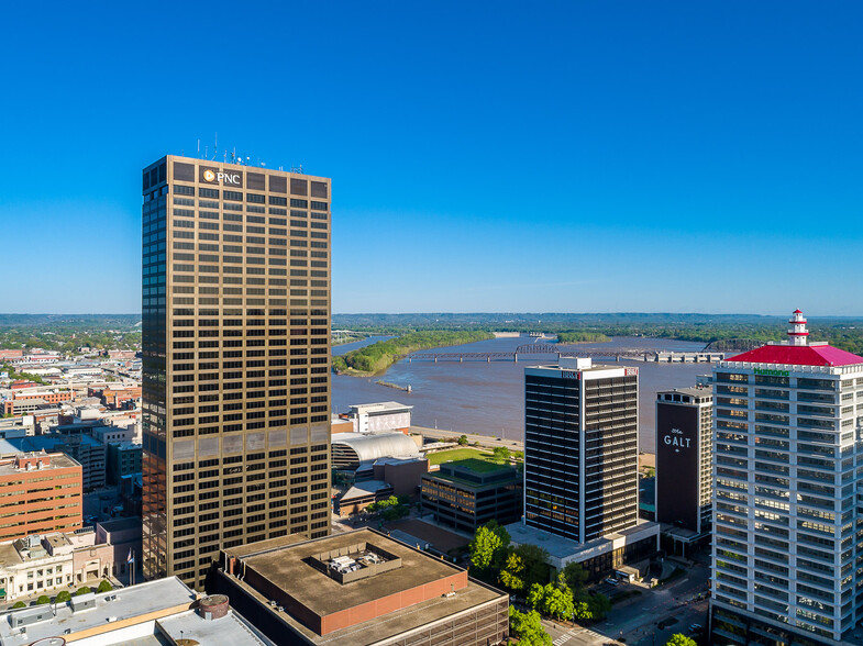 Primary Photo Of 101 S 5th St, Louisville Office For Lease