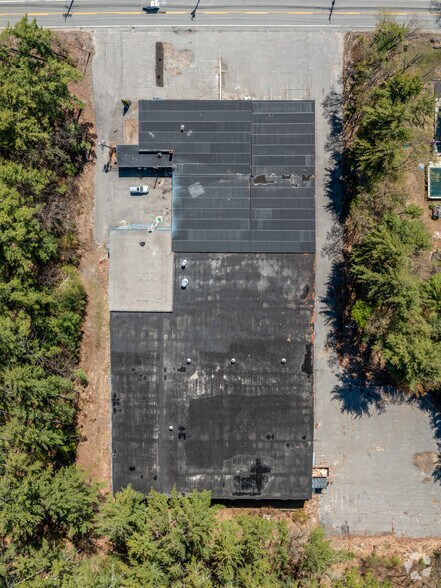 More Photos Of 365 Main St, Townsend Warehouse For Lease