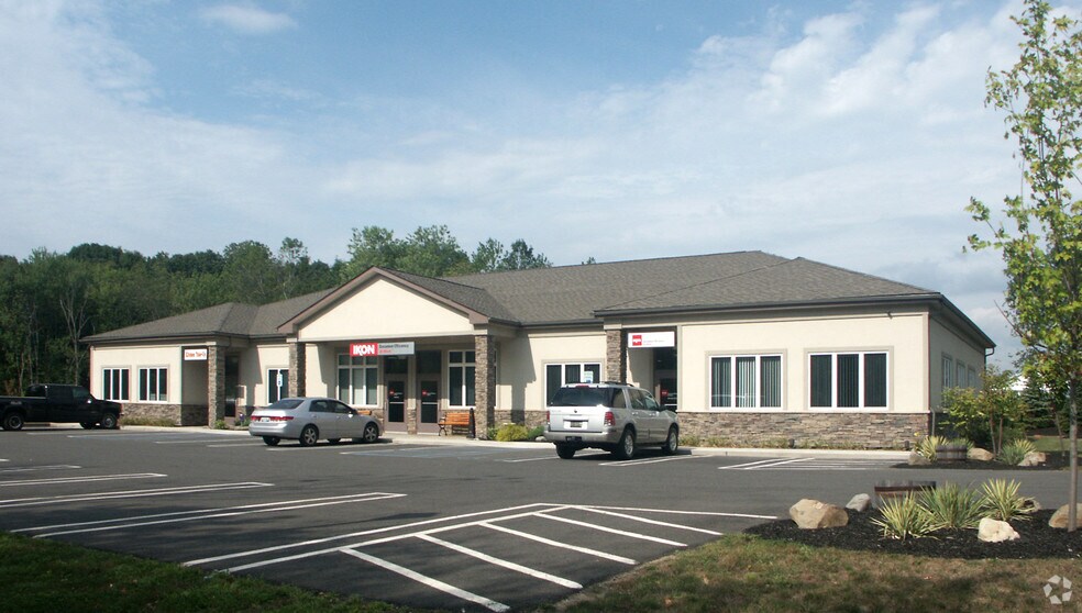 More Photos Of 289 N Plank Rd, Newburgh Office For Lease