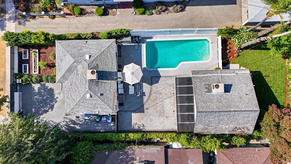More Photos Of 5438 Colfax Ave, North Hollywood Multifamily For Sale