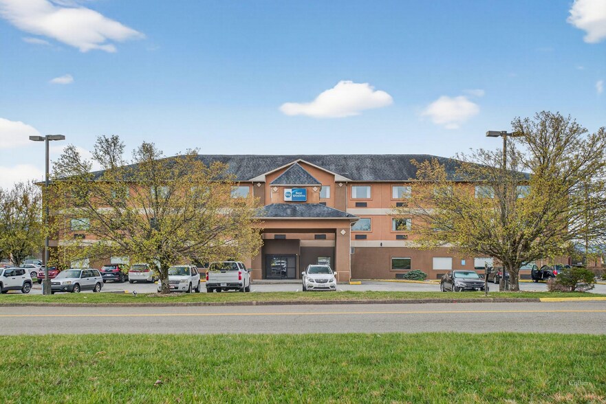 More Photos Of 124 Woodland Dr SW, Wise Hotel For Sale