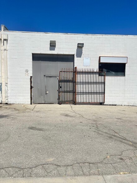 More Photos Of 19410-19420 Business Center Dr, Northridge Warehouse For Lease