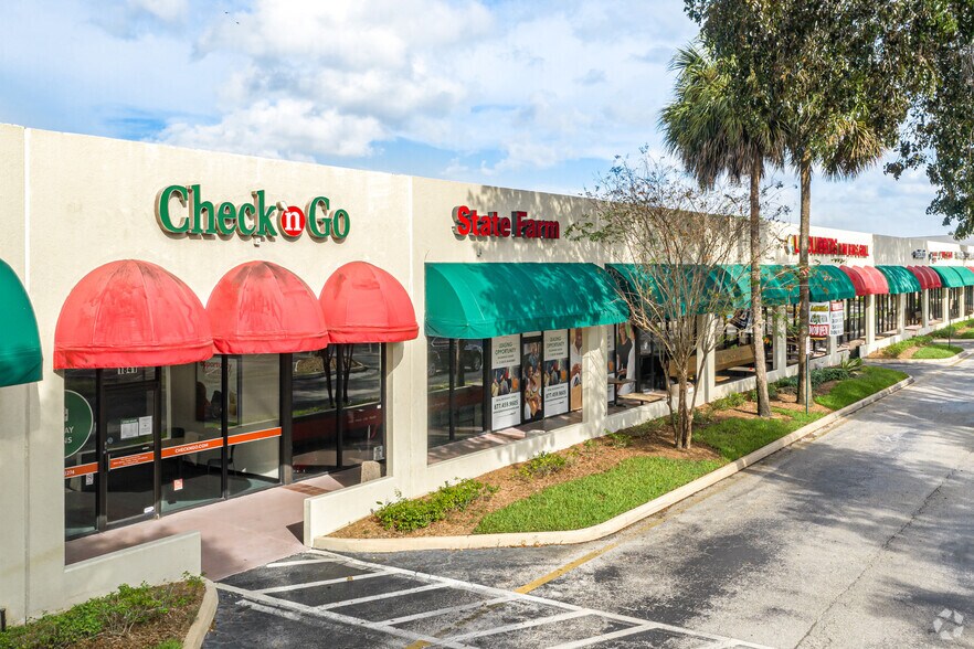 More Photos Of 1809-1951 N Pine Island Rd, Plantation General Retail For Lease
