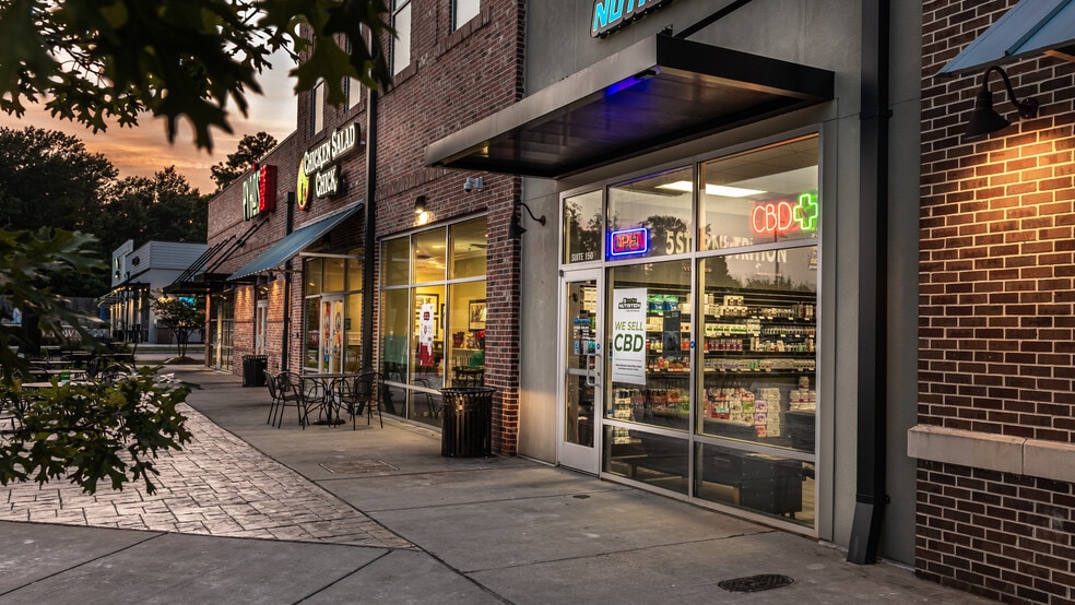 More Photos Of 3002 Hardy St, Hattiesburg General Retail For Lease