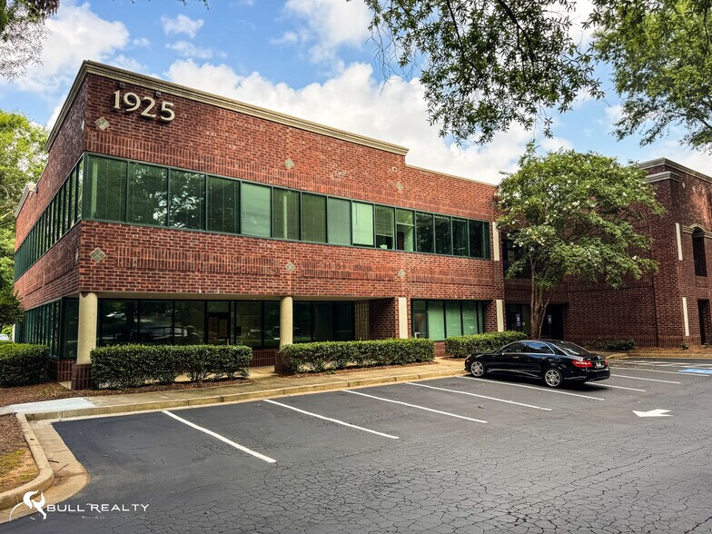 More Photos Of 1925 Vaughn Rd NW, Kennesaw Office For Lease