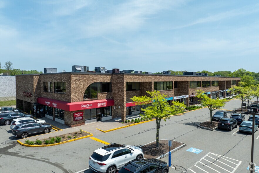 Primary Photo Of 600 Providence Hwy, Dedham Medical For Lease
