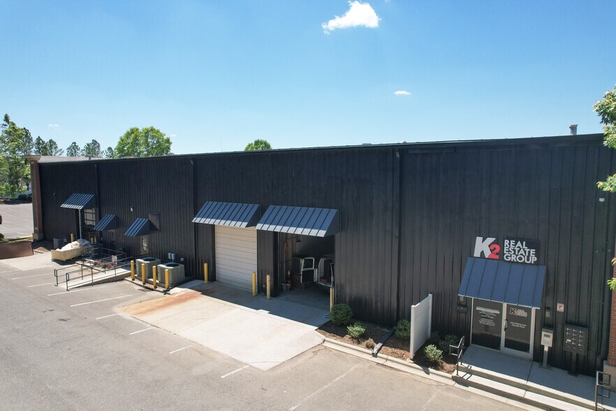 More Photos Of 10624 Metromont Pky, Charlotte Showroom For Lease