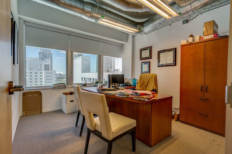 More Photos Of 14 NE 1st Ave, Miami Office For Lease