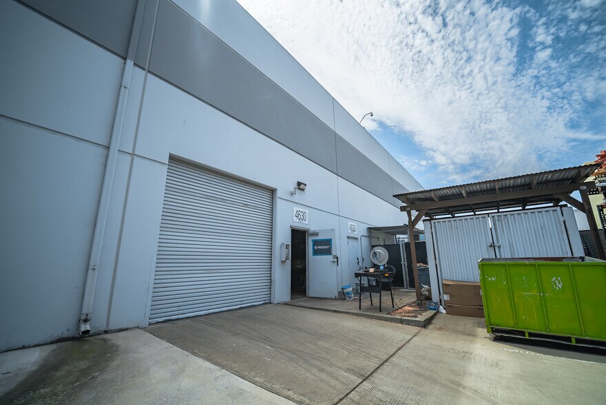 More Photos Of 4630 North Ave, Oceanside Warehouse For Lease