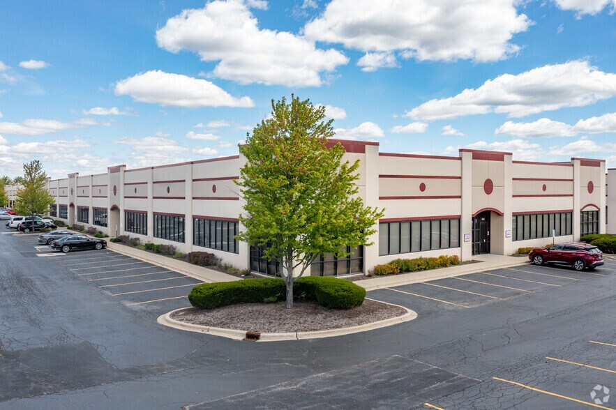 More Photos Of 2511 Technology Dr, Elgin Unknown For Lease