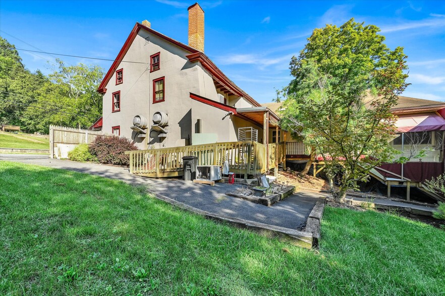 More Photos Of 3790 Morgantown Rd, Mohnton Restaurant For Sale