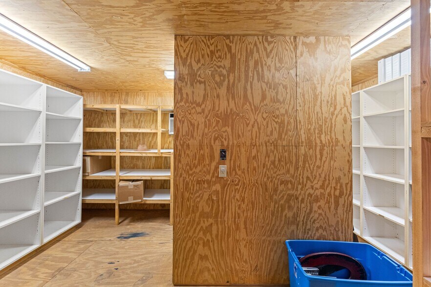 More Photos Of 4514 Billy Sames, Adkins Land For Sale