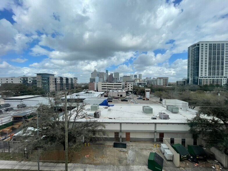 More Photos Of , Houston General Retail For Sale