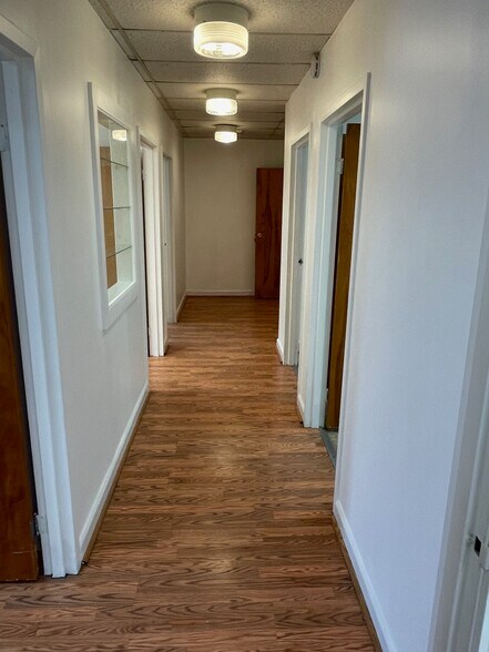 More Photos Of 14800-14820 Physicians Ln, Rockville Medical For Lease