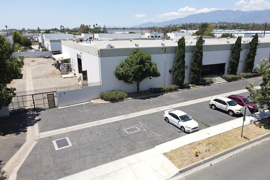 More Photos Of 8740 Hellman Ave, Rancho Cucamonga Warehouse For Lease