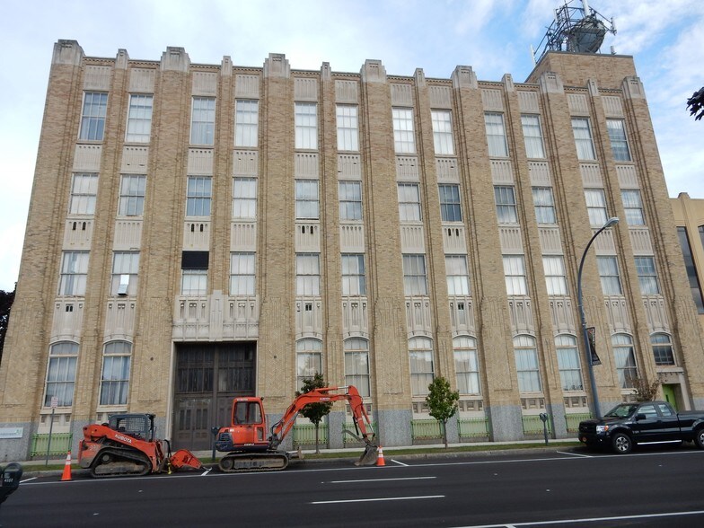 More Photos Of 201-209 E 4th St, Jamestown Industrial For Sale