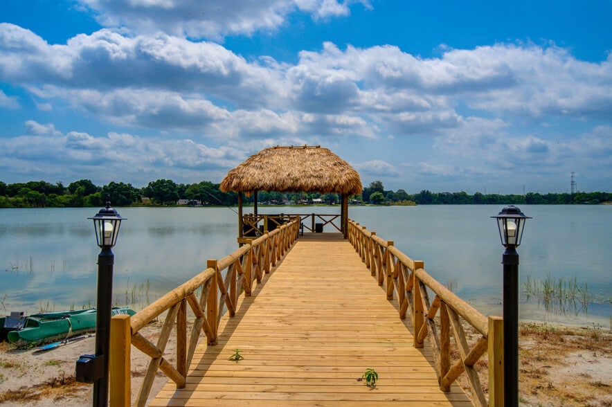 More Photos Of 2060 US Highway 27 N, Avon Park Hotel For Sale